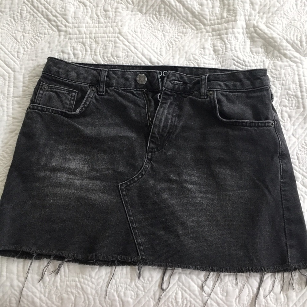 BDG brand black skirt
